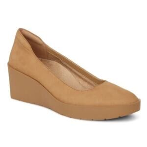 NEW VIONIC Sereno Wedge Slip On in Camel